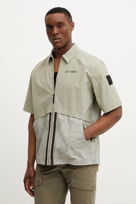 adidas TERREX cămașă x National Geographic bărbați, culoarea verde, cu guler clasic, relaxed, JD5946