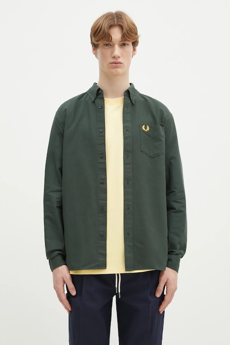 Памучна риза Fred Perry мъжка в зелено със стандартна кройка с яка с копче M5516.X89