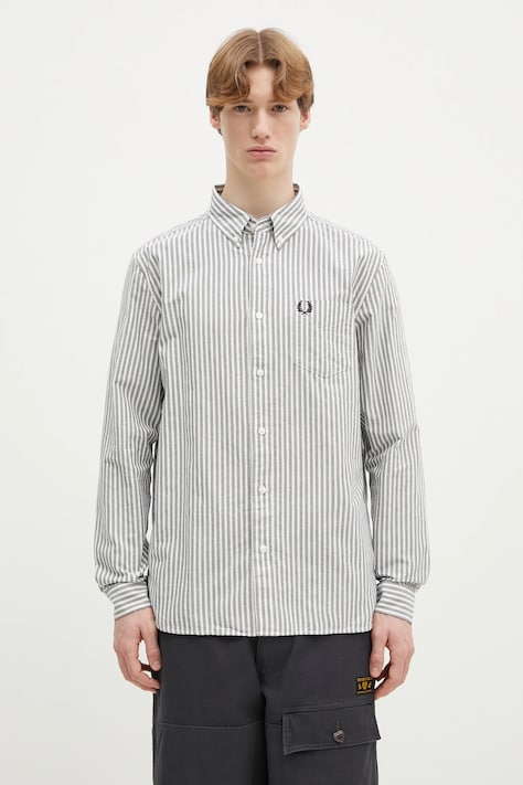 Памучна риза Fred Perry мъжка в тъмносиньо със стандартна кройка с яка с копче M6574.X86