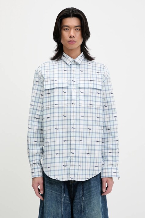 Памучна риза Maison Kitsuné Double Pocket Skate в синьо със свободна кройка с класическа яка OM00425WW0118