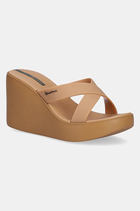 Pantofle Ipanema HIGH FASHION dámské, hnědá barva, na klínku, 83646-BD677
