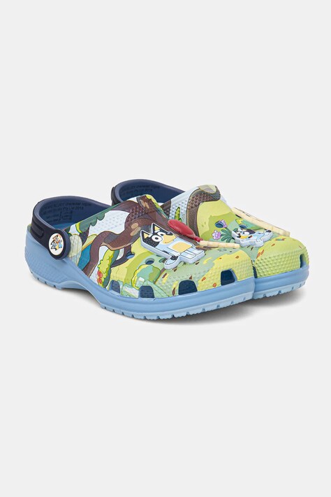 Pantofle Crocs CLASSIC BLUEY CLOG modrá barva, 210558