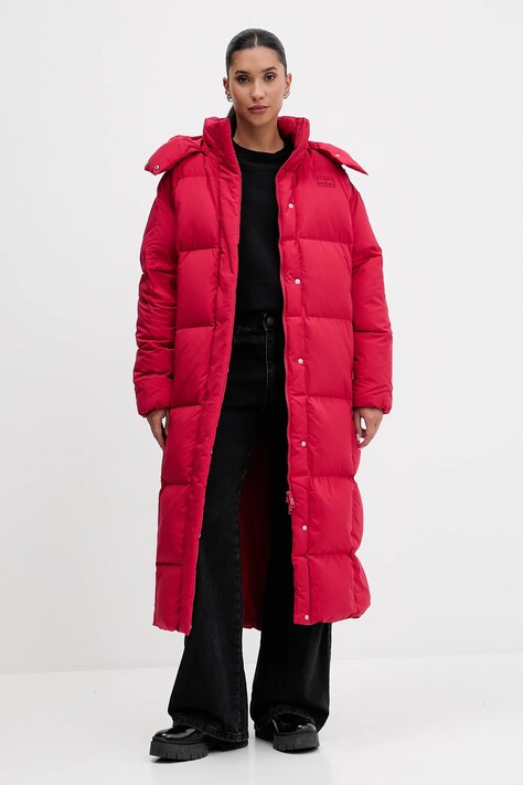 Tommy Jeans kurtka puchowa kolor bordowy zimowa DW0DW21977