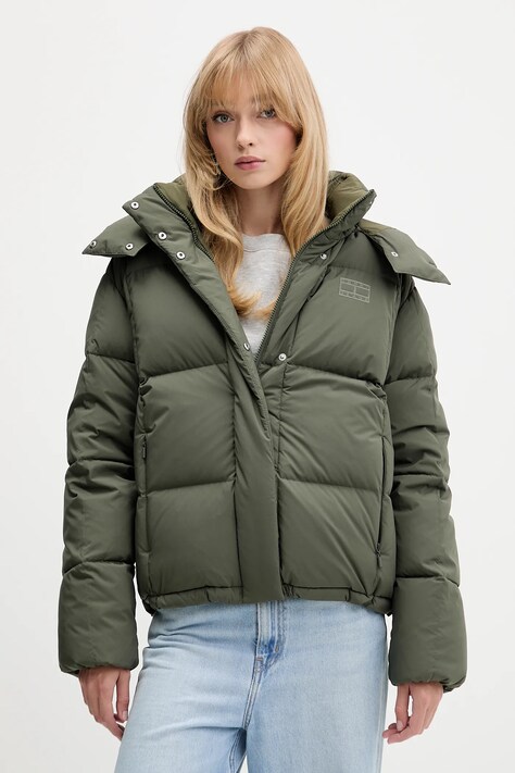 Пуховая куртка Tommy Jeans цвет зелёный зимняя DW0DW21623