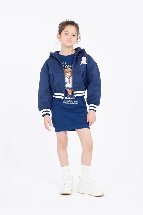 Guess kurtka dziecięca kolor granatowy J5RL09 WGB90