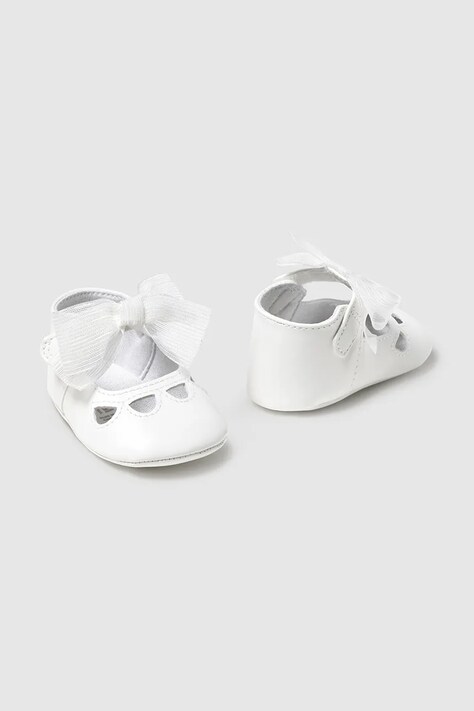 Обувь для новорождённых Mayoral Newborn цвет белый 9900