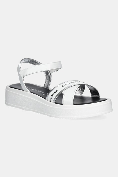 Calvin Klein Jeans sandały dziecięce kolor biały V4A2-82054