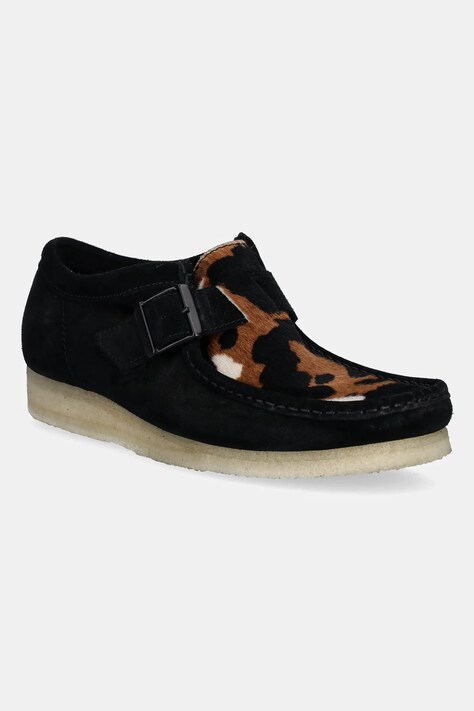 Замшеві туфлі Clarks Originals WallabeeBuckle чоловічі колір чорний 26180611