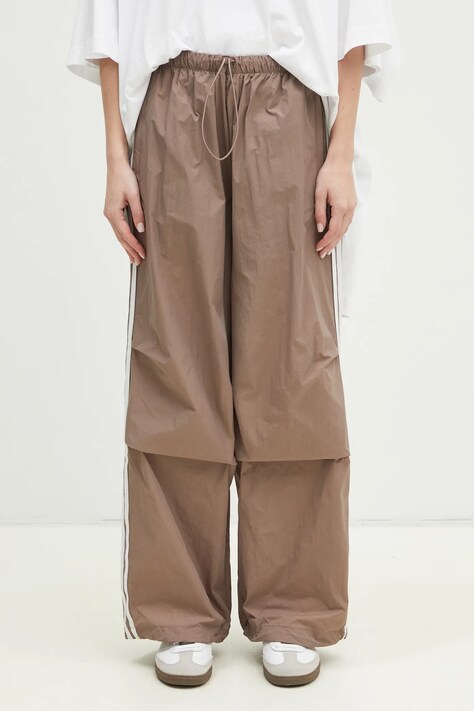 adidas Originals trousers Adicolor women's brown color JD3126