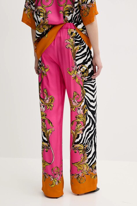 Штани Versace Jeans Couture — SS25-SPD0GI, рожевий — фото 3