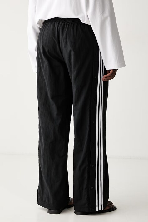 Спортивні штани adidas Originals Adibreak — SS25-SPD0IH, чорний — фото 3