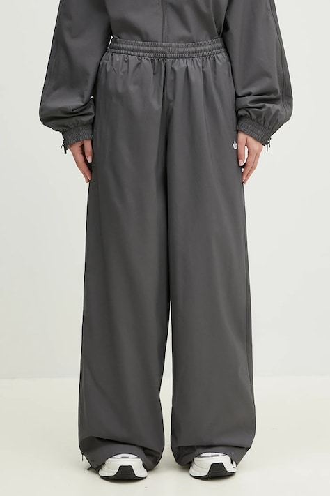Tepláky adidas Originals WOVEN TP dámske, šedá farba, jednofarebné, JY8880