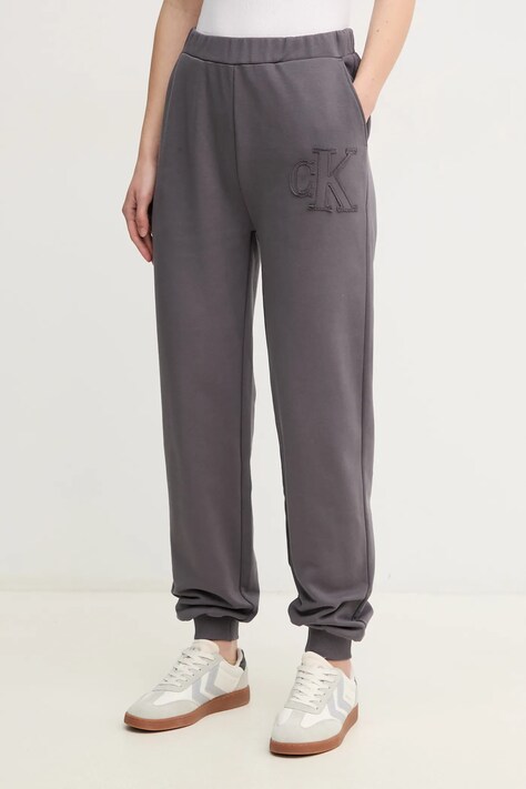 Calvin Klein Jeans pantaloni de trening din bumbac femei, culoarea gri, cu imprimeu, J20J225355