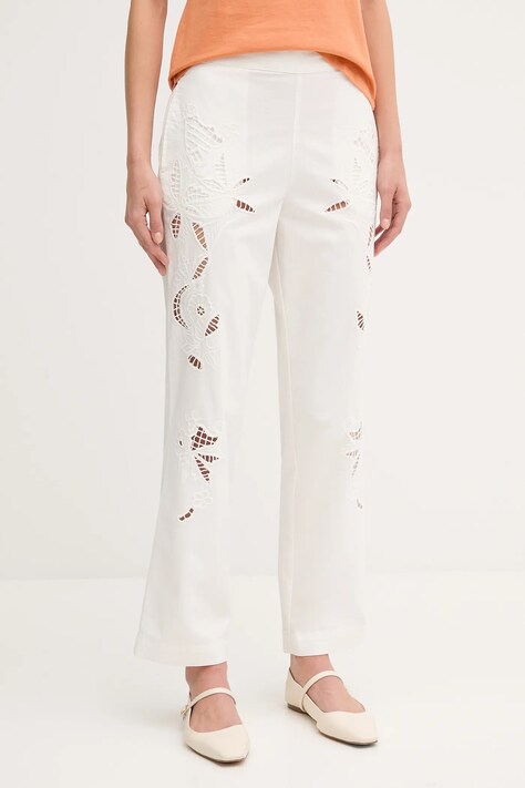 Sisley spodnie damskie kolor biały fason chinos high waist 48R0LF075
