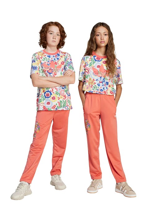 adidas Originals pantaloni de trening pentru copii culoarea portocaliu, cu imprimeu, JC6680