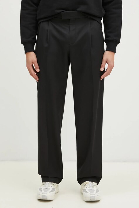 Drôle de Monsieur spodnie z domieszką wełny Le Pantalon Golfeur kolor czarny proste PERM-BP165-PL127-BL