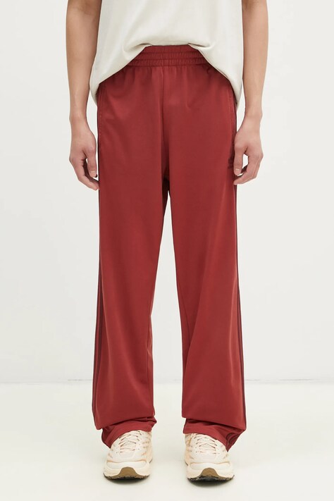 Спортивные штаны adidas Originals Firebird Track Pant цвет красный с аппликацией JP2541