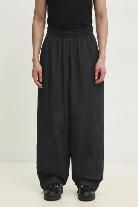 VETEMENTS joggers Oval Logo Tracksuit black color smooth UA66PA320B