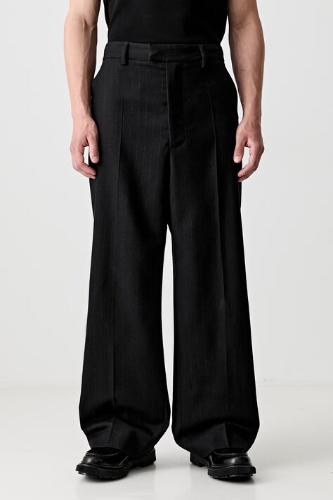 VETEMENTS pantaloni de lână Evening Tailored culoarea negru, drept, UA66PA430B1