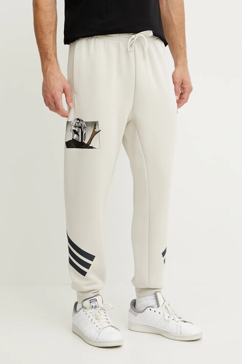 adidas pantaloni de trening x Mandalorian barbati, culoarea bej, cu imprimeu, JI5723