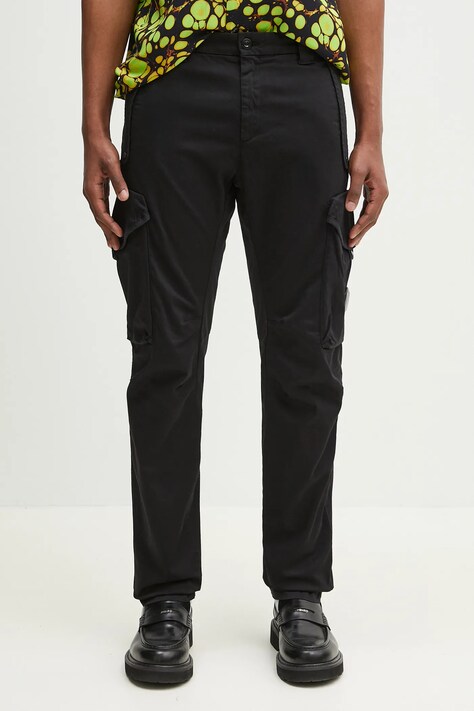 C.P. Company pantaloni uomo colore nero 18CMPA058A005694G.