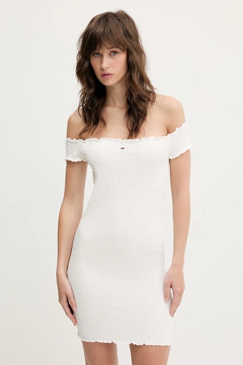 Tommy Jeans rochie culoarea alb, mini, mulată, DW0DW20298