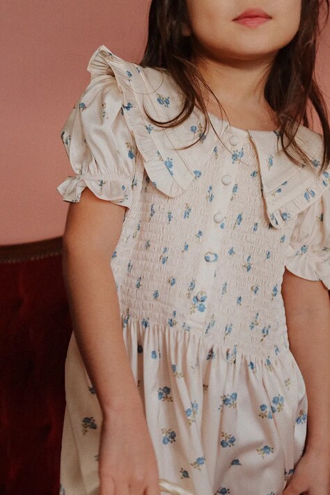 Dívčí šaty Konges Sløjd CELEBRATION SHEENY SMOCK DRESS béžová barva, mini, KS103568