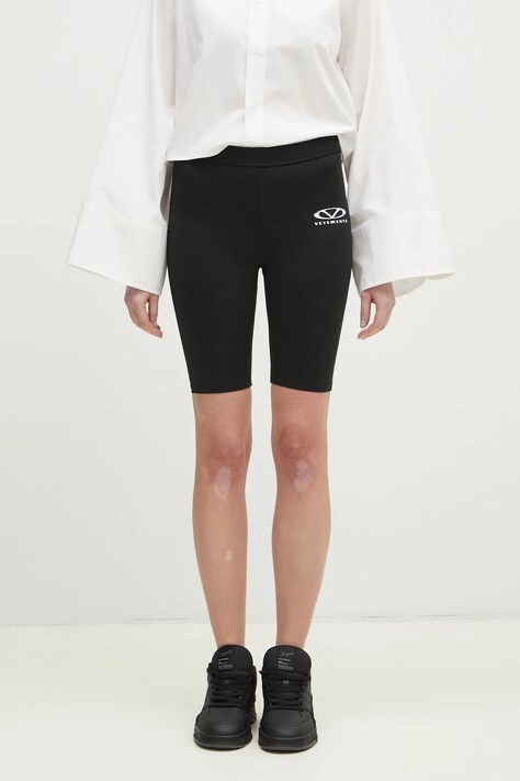 Къс панталон VETEMENTS Oval Logo в черно с принт със стандартна талия WA66SS200B