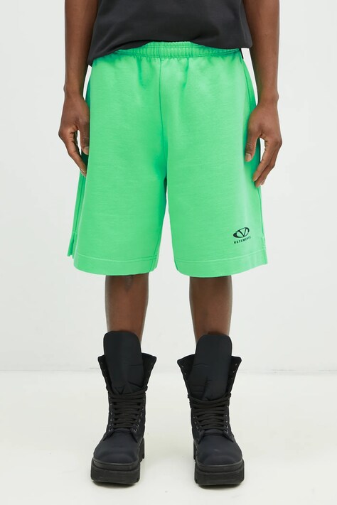 VETEMENTS shorts Oval Logo men's green color UA66SS600E
