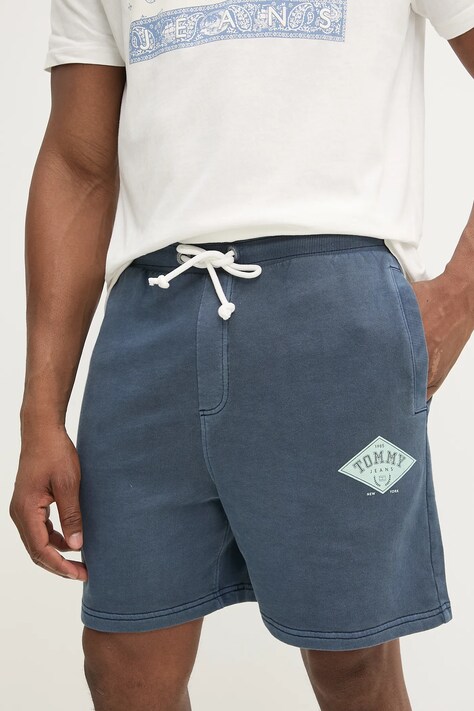 Bavlnené šortky Tommy Jeans pánske, tmavomodrá farba, DM0DM20936