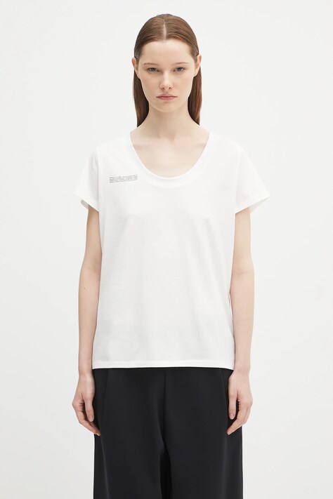 Памучна тениска Pangaia Lightweight Scoop Neck T-Shirt дамска в бяло 10002565