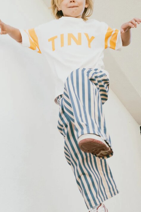 Παιδικό βαμβακερό μπλουζάκι Tinycottons STRIPES TINY TEE χρώμα: μπεζ, SS25-145