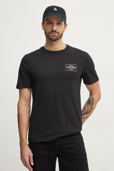 Tommy Hilfiger tricou din bumbac bărbați, culoarea negru, cu imprimeu, MW0MW37454