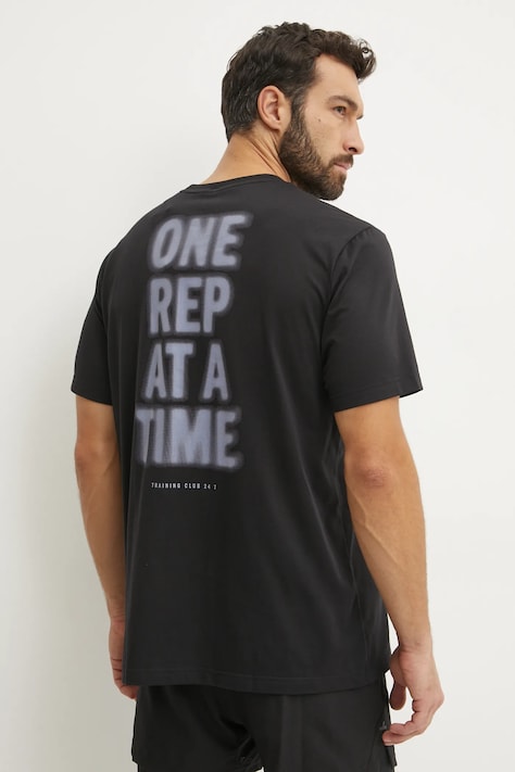 Тренувальна футболка adidas Performance колір чорний з принтом JD8235