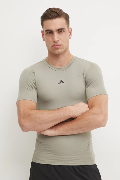 Тренувальна футболка adidas Performance Techfit колір зелений однотонна JE6700