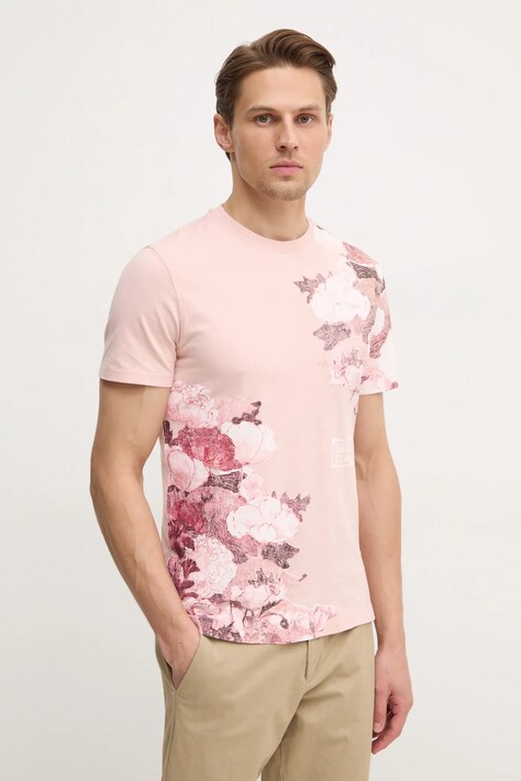 Guess tricou din bumbac barbati, culoarea roz, modelator, M5RI07 I3Z14