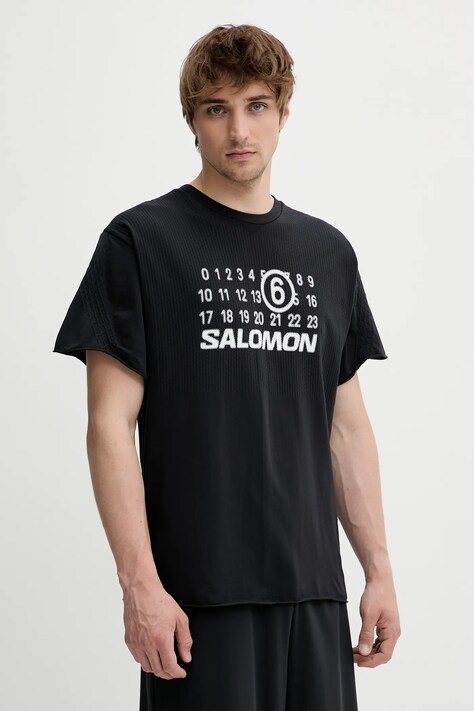 MM6 Maison Margiela tricou x Salomon culoarea negru, cu imprimeu, SH0GC0051