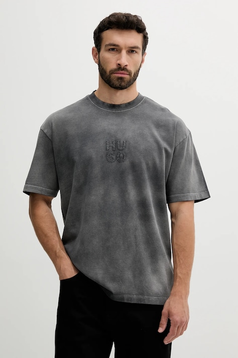 Bavlněné tričko HUGO pánské, šedá barva, s aplikací, 50535302