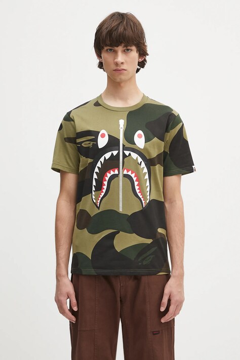 Хлопковая футболка A Bathing Ape Giant 1St Camo Shark цвет зелёный узор 1L30109011