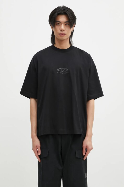 VETEMENTS t-shirt bawełniany Oval Logo Cropped Boxy kolor czarny z nadrukiem UA66TR600BB