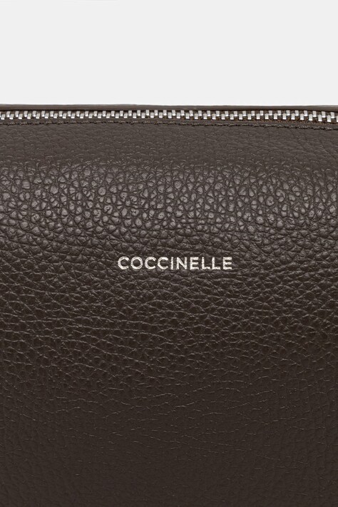 Coccinelle kosmetyczka damska skórzana SOFT zielona E5 MUK 95 G0 02