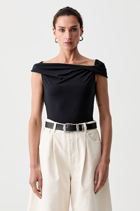 Levi's bluzka hiszpanka damska z wiskozą TORI TWISTED CLEAN granatowa gładka 005JB