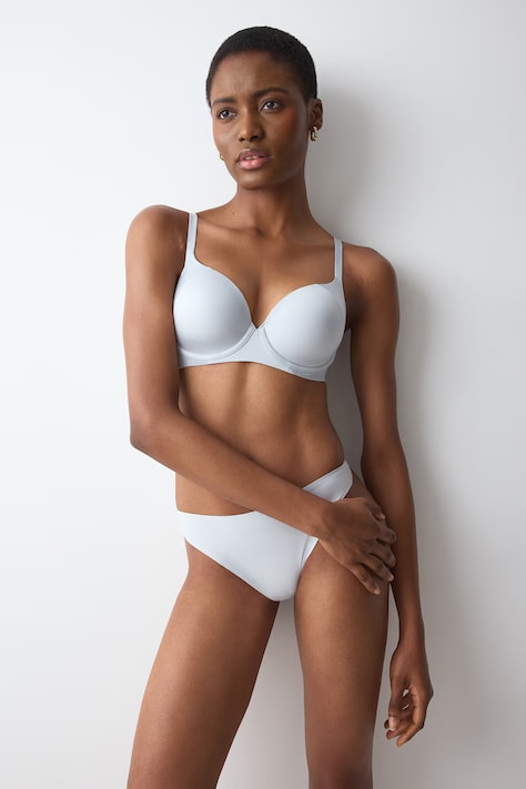 Triumph Бюстгальтер Body Make-Up Soft Touch сірий 10194318