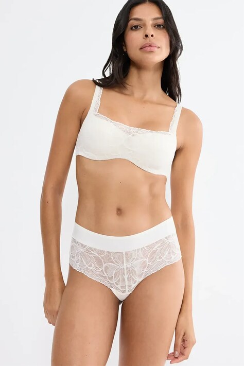 Triumph figi damskie koronkowe Body Make-Up Illusion Lace beżowe 10219748