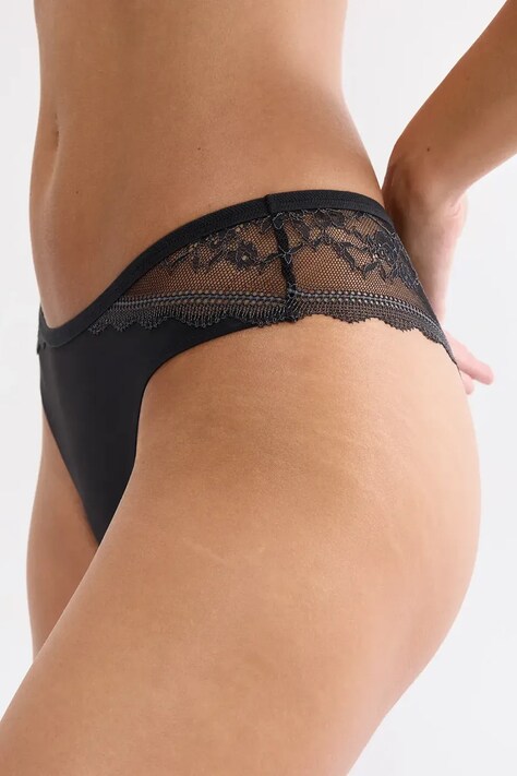 Triumph brazyliany damskie koronkowe Comfort Allure czarne 10226445