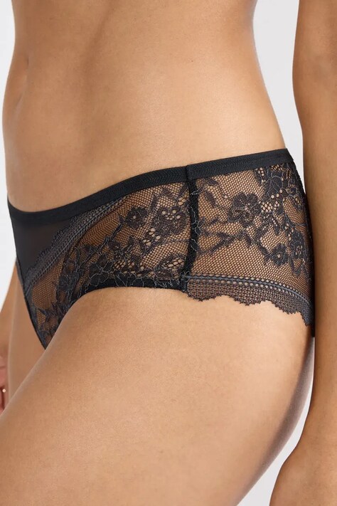 Triumph figi damskie koronkowe Comfort Allure czarne 10226444
