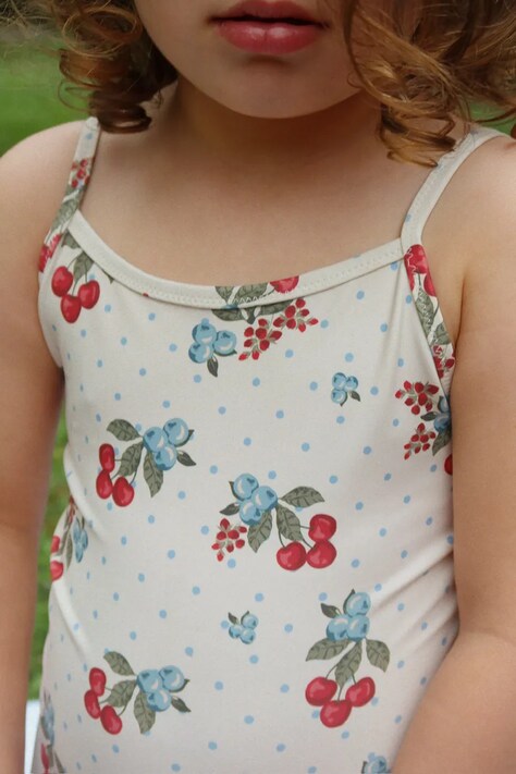 Konges Sløjd jednoczęściowy strój kąpielowy dziecięcy FRAGO SWIMSUIT GRS kolor beżowy KS104821