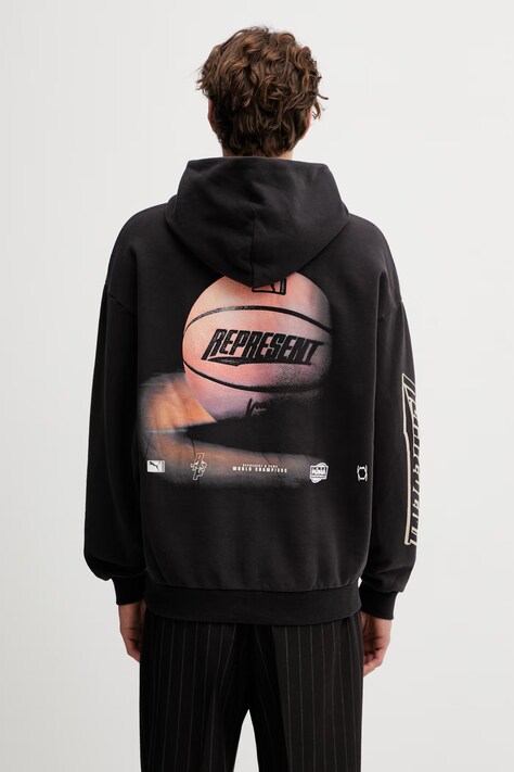 Puma bluza bawełniana x Represent męska kolor czarny z kapturem z nadrukiem 635797