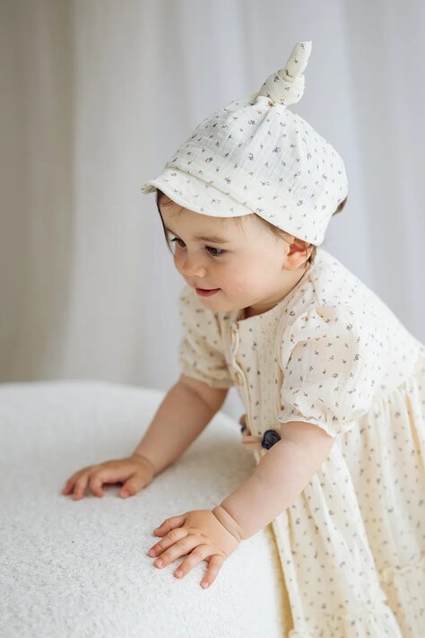 Jamiks dziecięca bawełniana czapka z daszkiem BRIZI beżowe JLI105