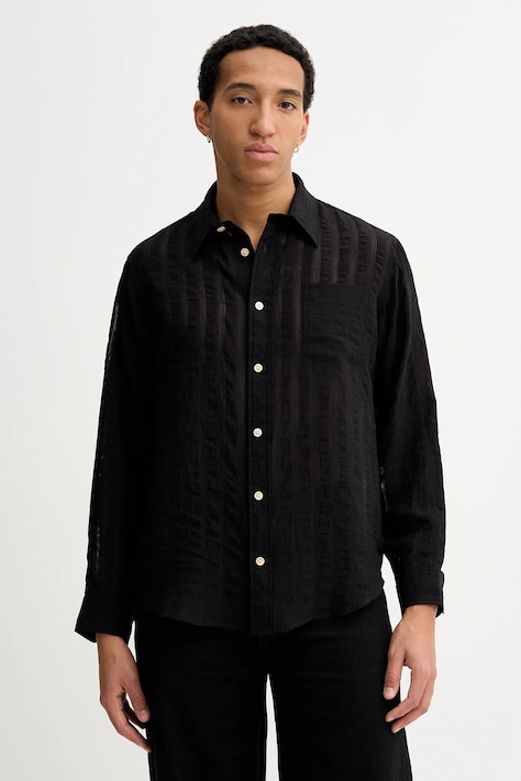 Риза AllSaints в черно със стандартна кройка с класическа яка M025SD